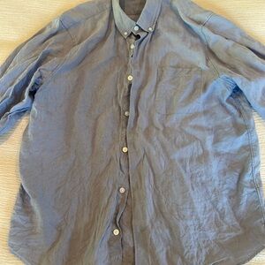 Everlane Casual Blue Button-Down Shirt